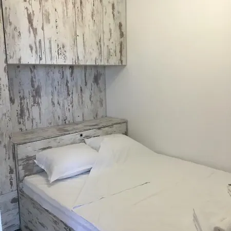 Paradise تساريفو